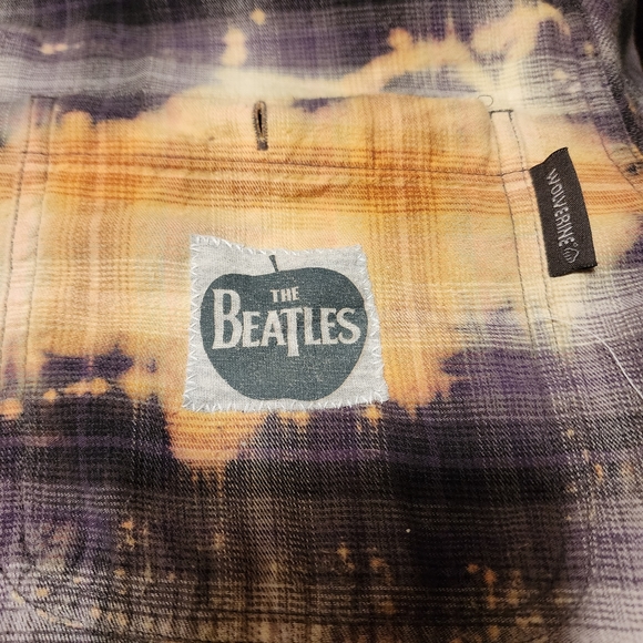 Upcycled Bleached flannel with Beatles detail - Picture 2 of 2